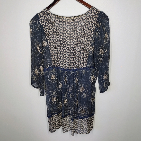 Lux Anthropologie Y2K Silk Sheer Top Flowy Floral Navy Blue Boho Size Medium - Picture 5 of 13